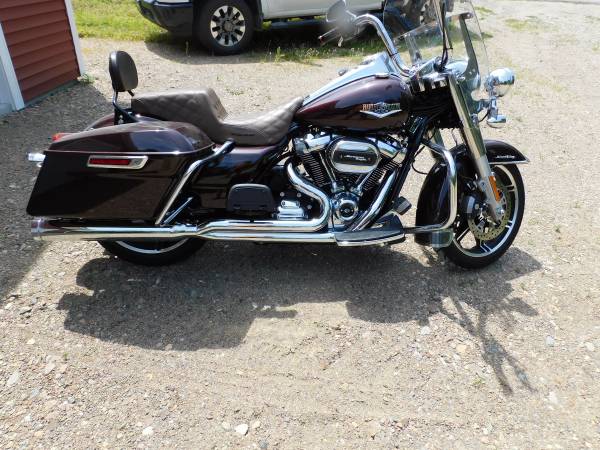 2022 Harley-Davidson, dovoz USA — foto 2 z 4