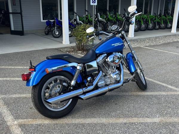 2004 Harley-Davidson, dovoz USA — foto 4 z 12