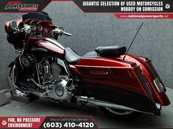 2012 Harley-Davidson, dovoz USA — foto 2 z 12