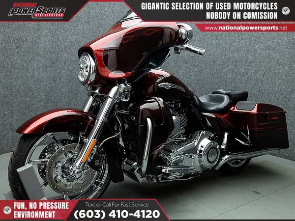 2012 Harley-Davidson, dovoz USA — foto 4 z 12