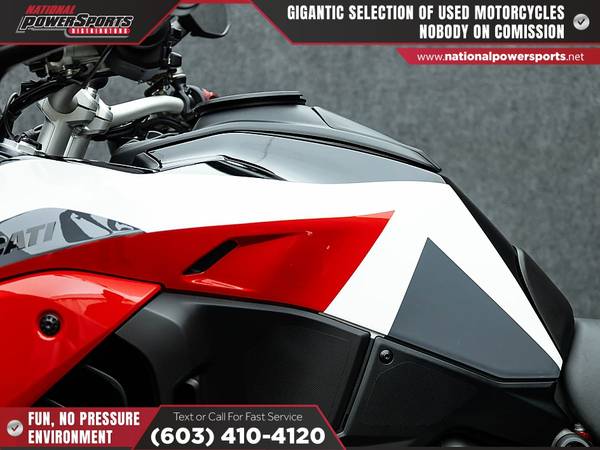 2022 Ducati, dovoz USA — foto 10 z 12