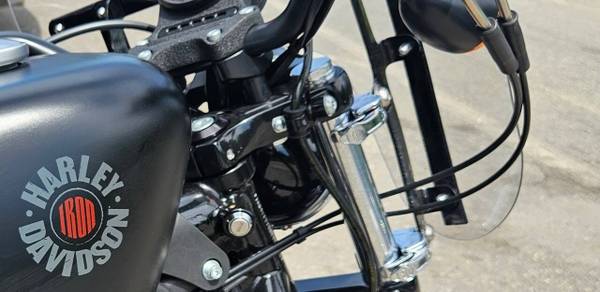 2022 Harley-Davidson, dovoz USA — foto 3 z 12