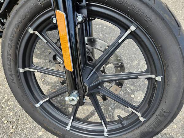 2022 Harley-Davidson, dovoz USA — foto 4 z 12