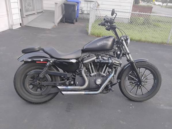 2014 Harley-Davidson, dovoz USA — foto 2 z 4