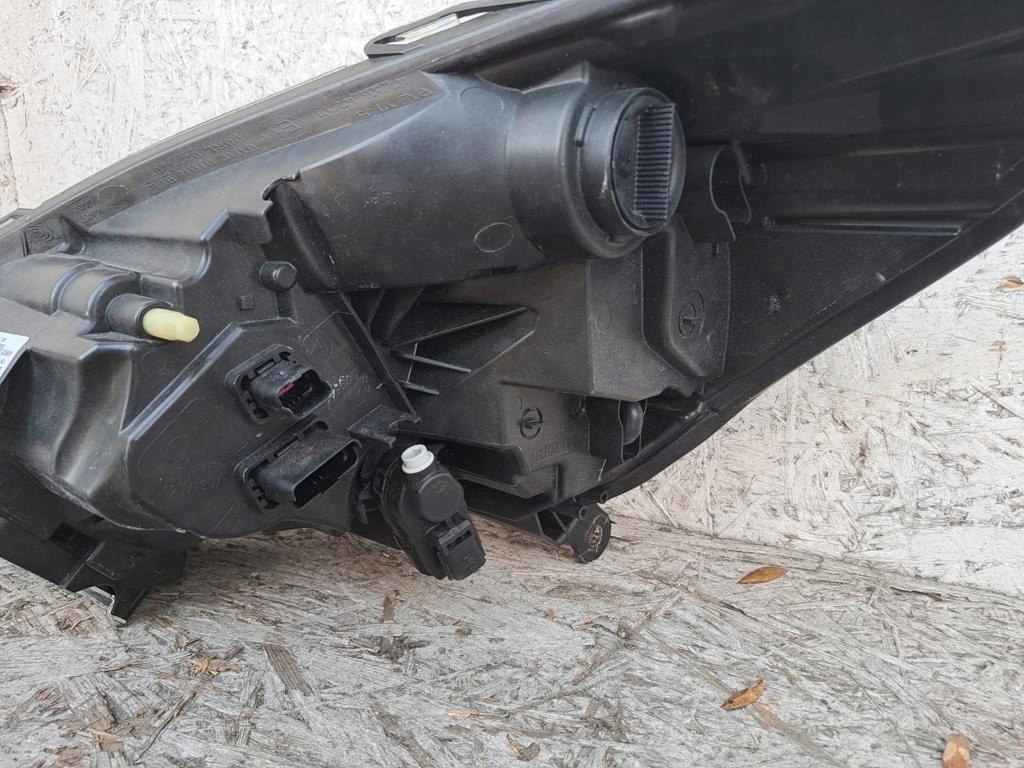 Rnault Clio 4 Iv světlomet pravá FULL LED originál, dovoz Skladem v EU — foto 3 z 8