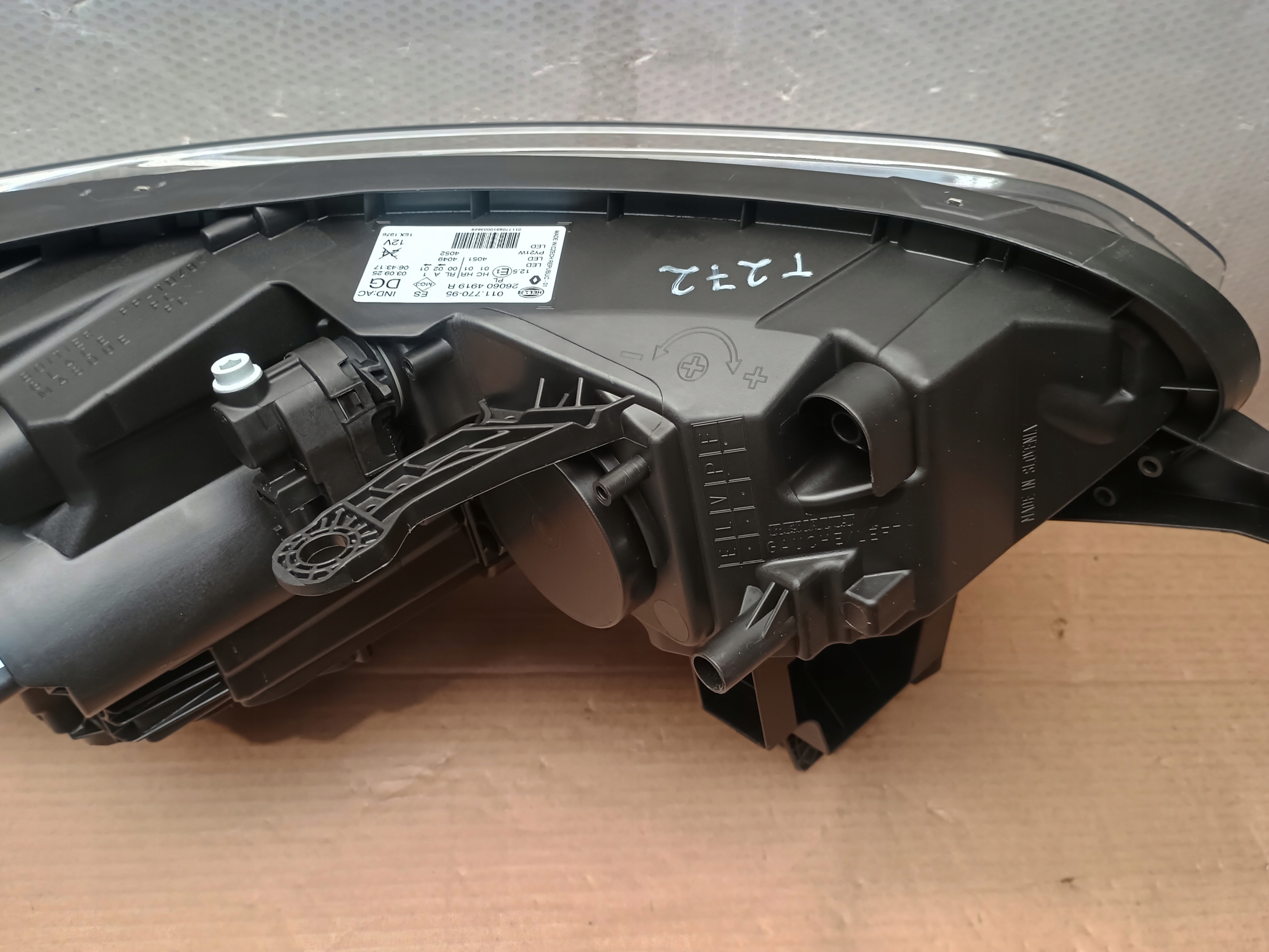 přední světlomet levá RENAULT KADJAR full led PRZED LIFTINGIEM 260604919R EU, Skladem v EU — foto 8 z 14