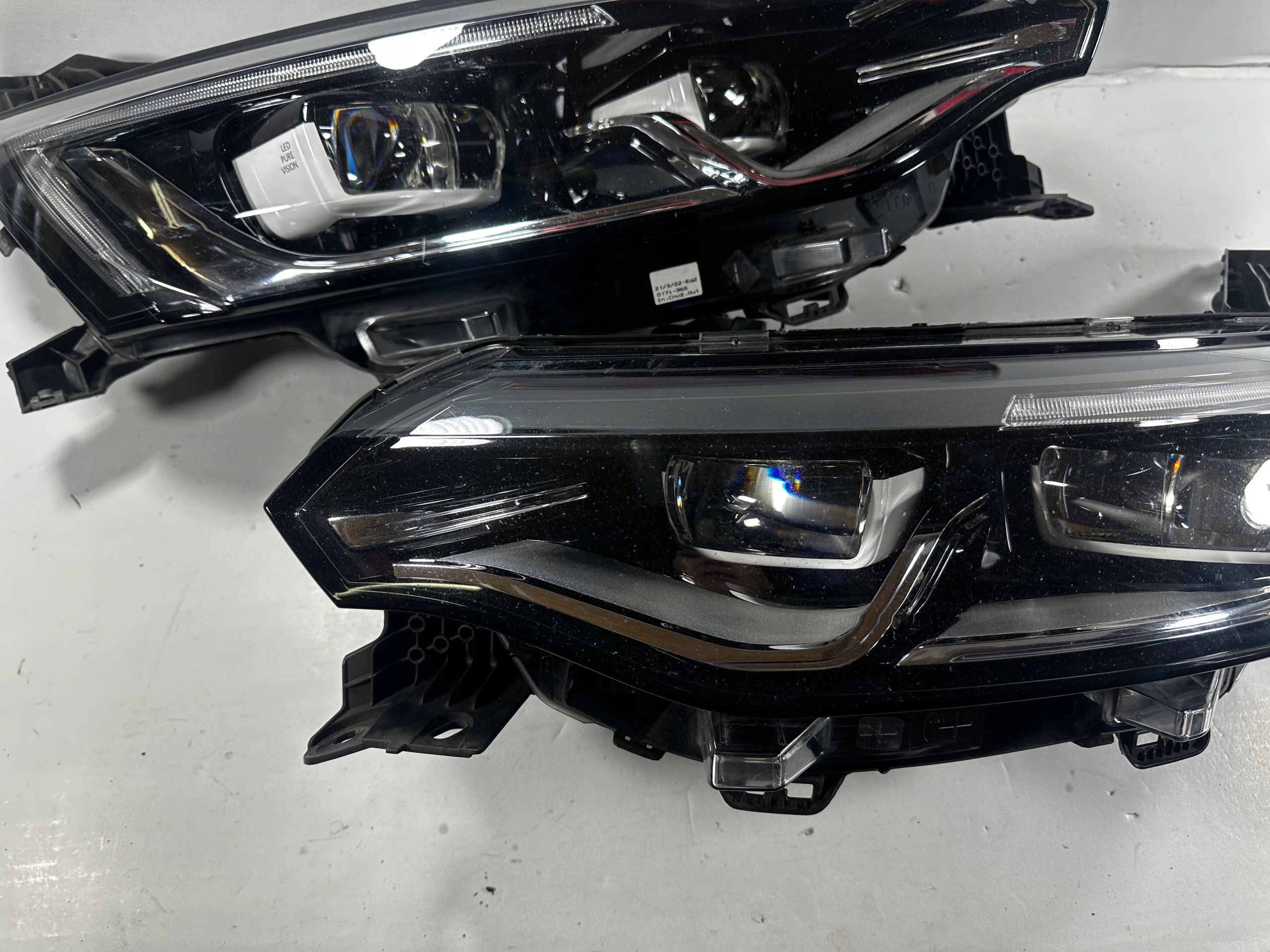 Talisman světlomet pravá levá přední Pure Vision LED 260602488r 260100184r, dovoz Skladem v EU — foto 2 z 15