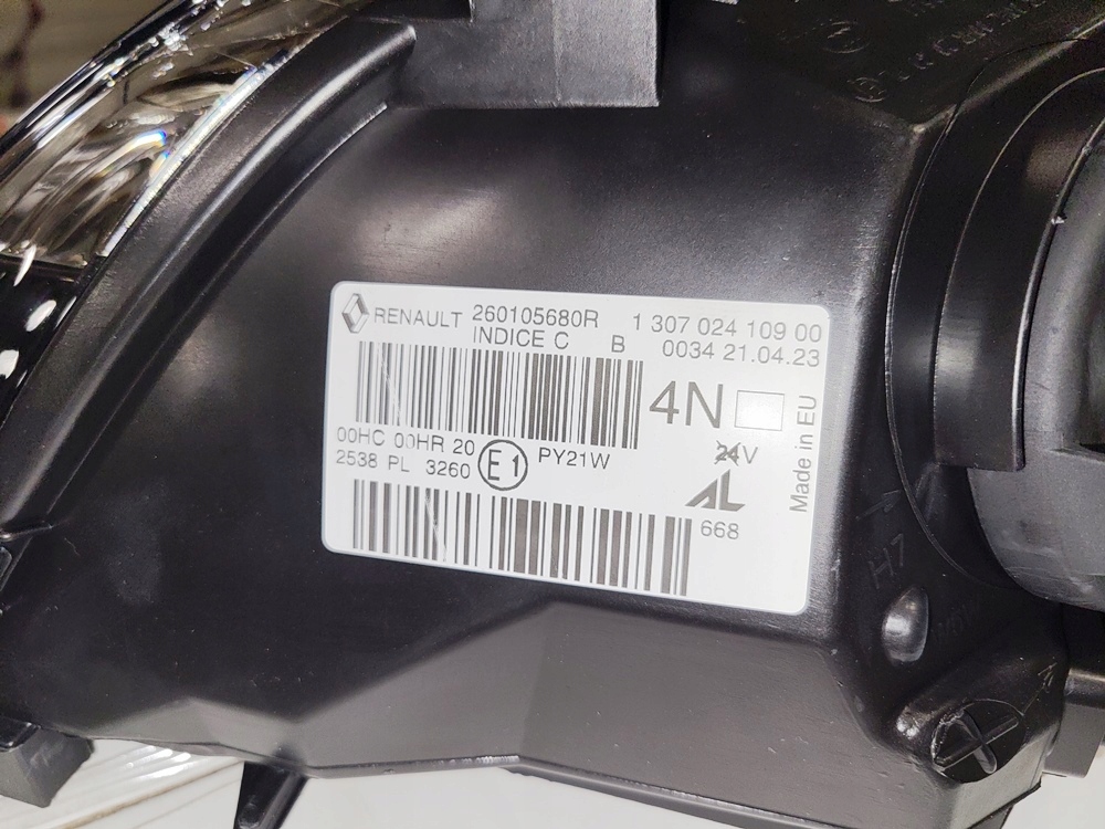 Renault OE 260105680R světlomet, dovoz Skladem v EU — foto 12 z 15