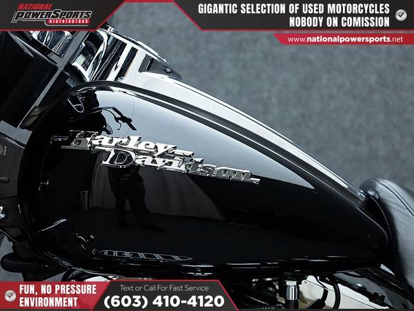 2007 Harley-Davidson, dovoz USA — foto 11 z 12