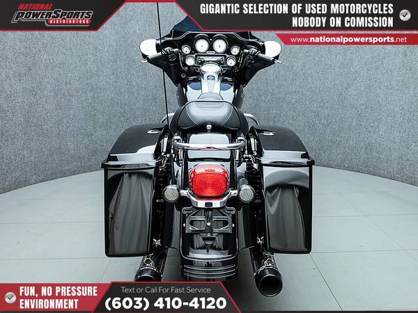 2008 Harley-Davidson, dovoz USA — foto 8 z 12