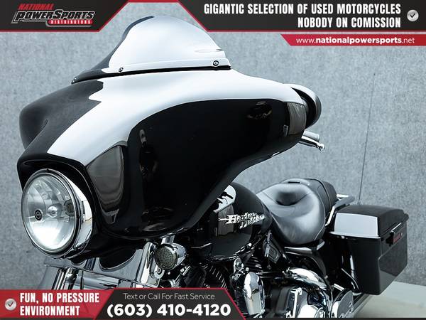 2008 Harley-Davidson, dovoz USA — foto 9 z 12
