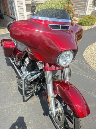 2016 Harley-Davidson, dovoz USA — foto 3 z 6