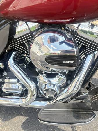 2016 Harley-Davidson, dovoz USA — foto 5 z 6