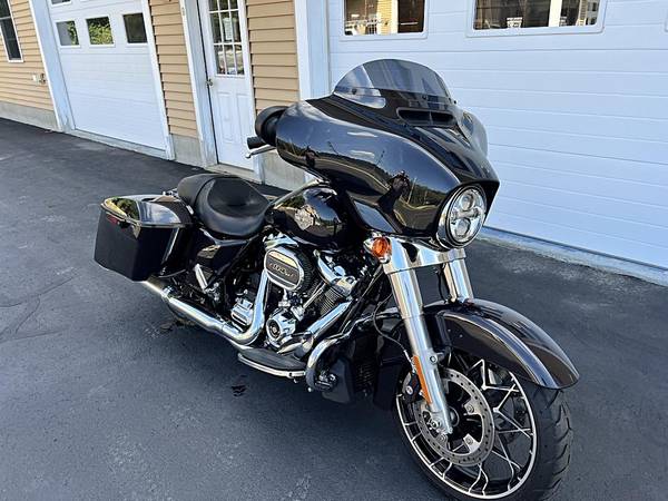2021 Harley-Davidson, dovoz USA — foto 4 z 10
