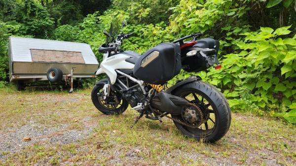 2013 Ducati, dovoz USA — foto 3 z 5