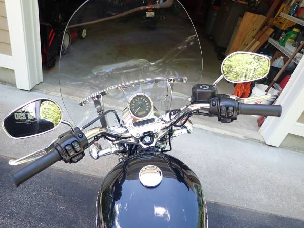 2015 Harley-Davidson, dovoz USA — foto 3 z 4