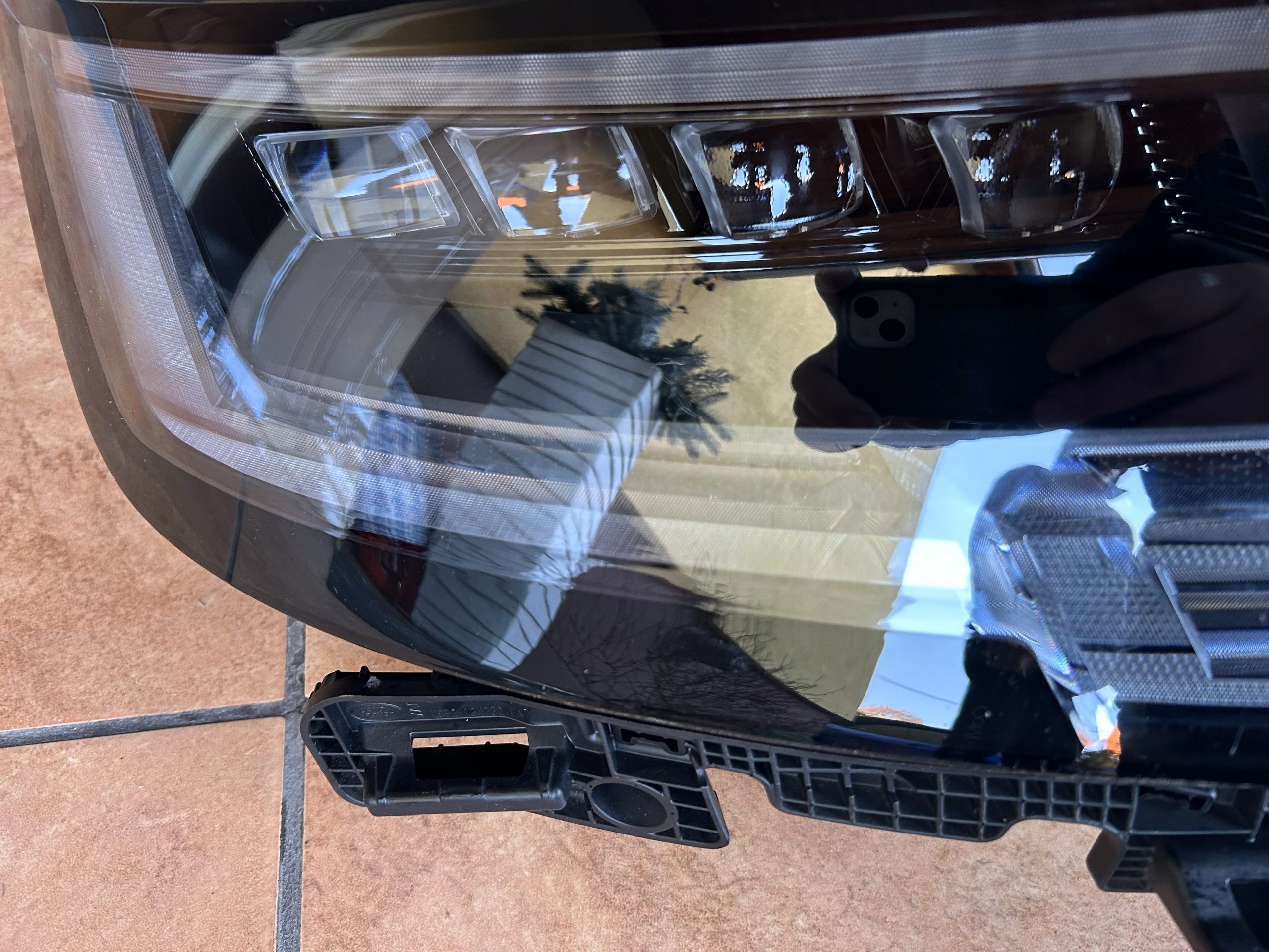 RANGE ROVER VOGUE L460 FULL LED světlomet pravá + levá kompletní M8E2, dovoz Skladem v EU — foto 3 z 12
