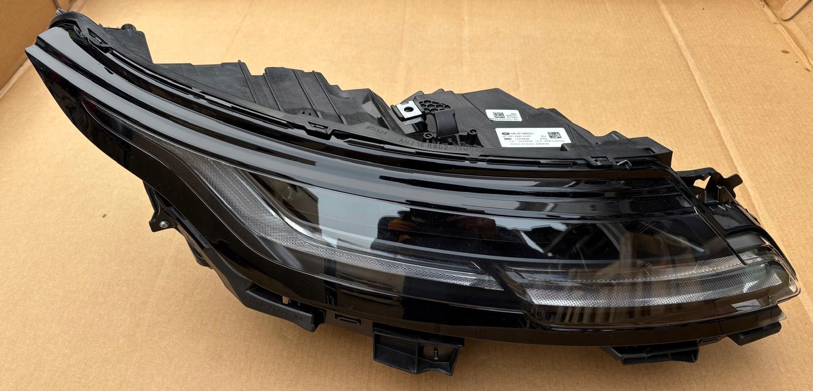 světlomet pravá přední kompletní Range Rover Evoque 2 II L551 LR186031 HIGH, dovoz Skladem v EU — foto 2 z 10