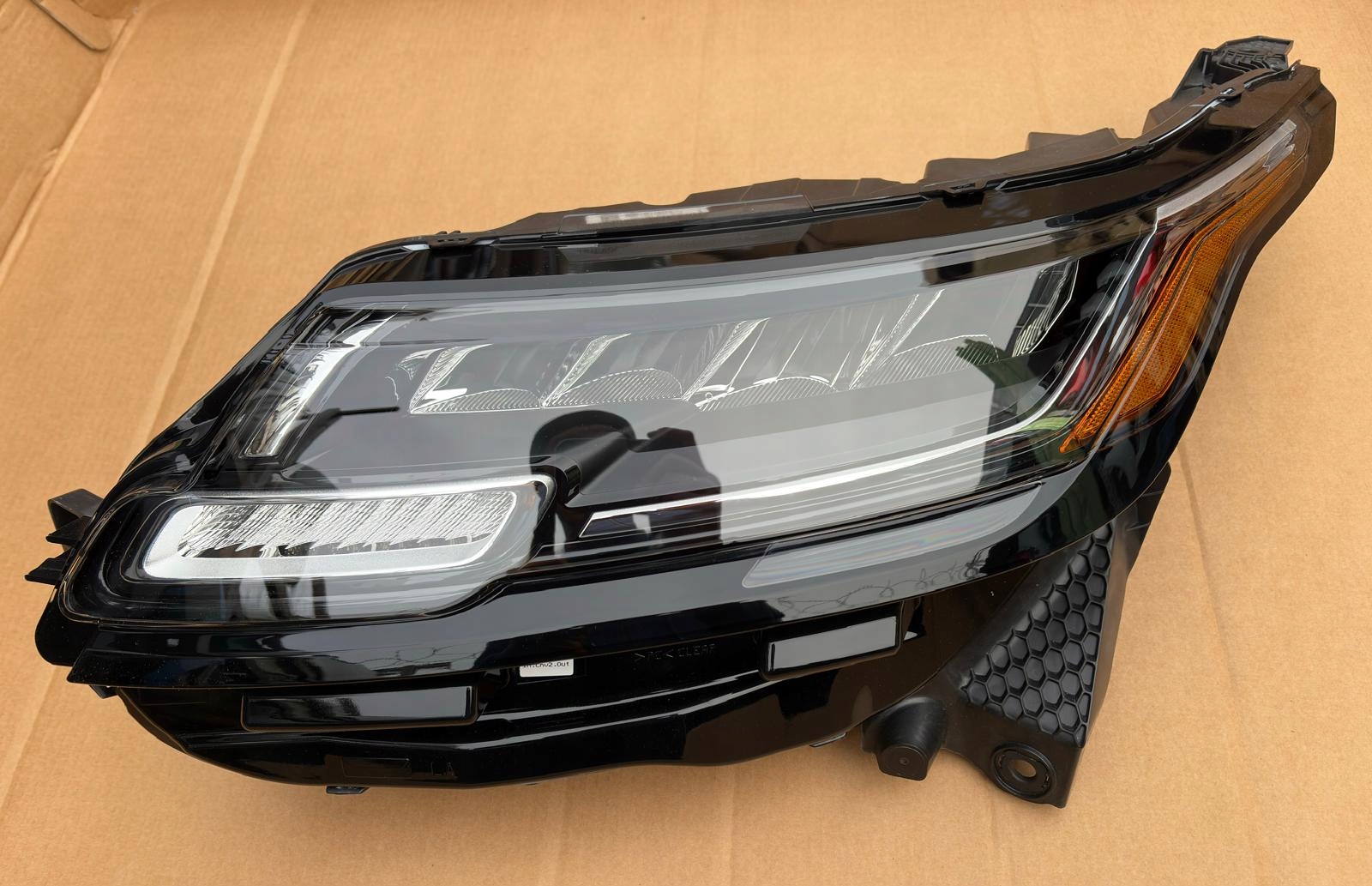 světlomet levá přední kompletní Range Rover Velar L560 LR116430 BASE USA, dovoz Skladem v EU — foto 2 z 10