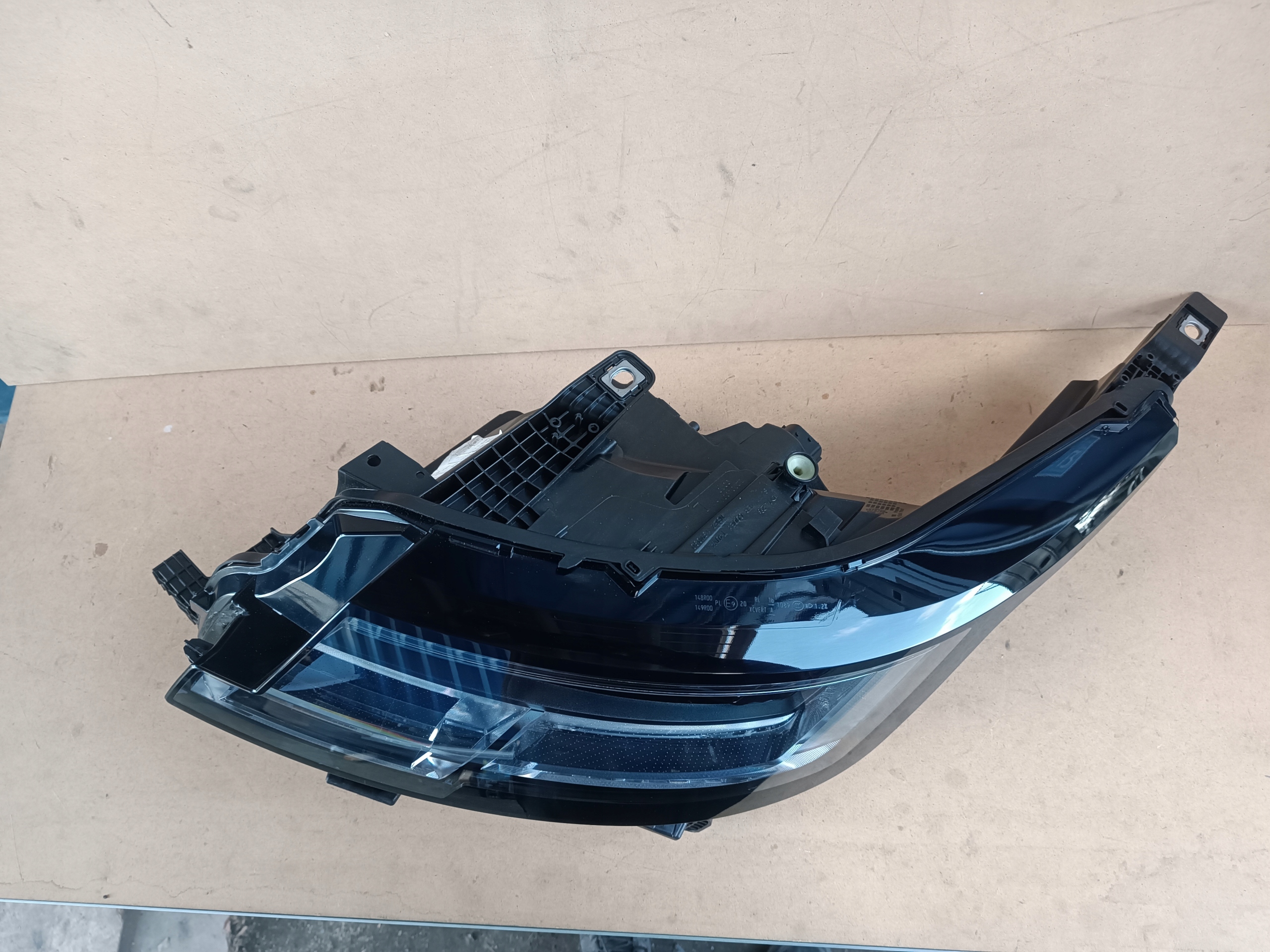 Range Rover V L460 Full Led světlomet levá, dovoz Skladem v EU — foto 2 z 7