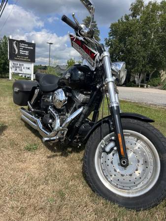 2009 Harley-Davidson, dovoz USA — foto 3 z 8