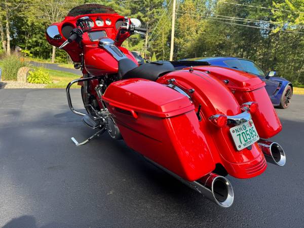 2017 Harley-Davidson, dovoz USA — foto 11 z 11