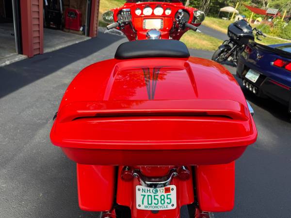 2017 Harley-Davidson, dovoz USA — foto 4 z 11