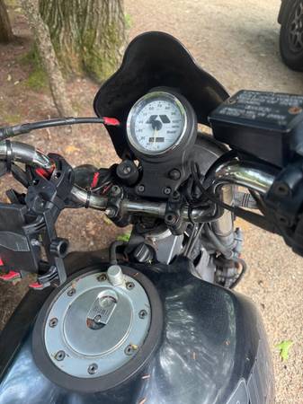 2005 Harley-Davidson, dovoz USA — foto 3 z 4