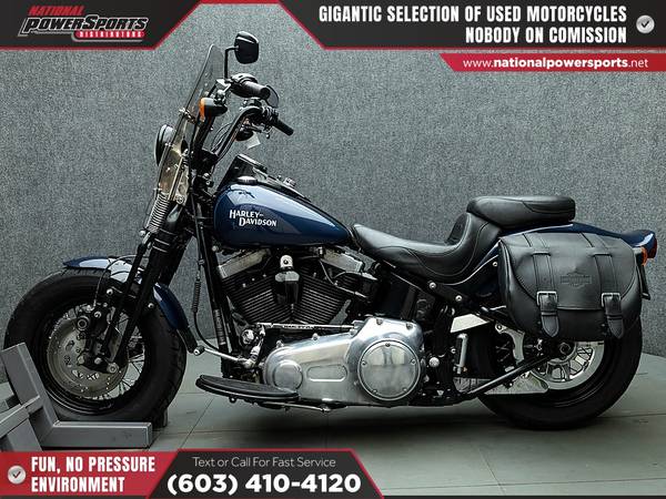 2009 Harley-Davidson, dovoz USA — foto 3 z 12