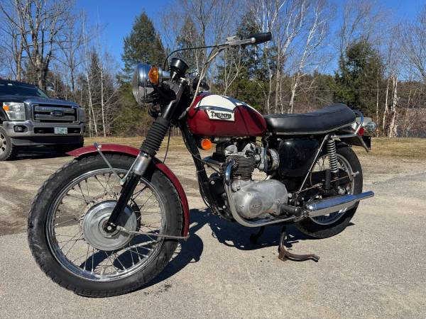 Triumph, dovoz USA — foto 6 z 12