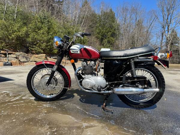Triumph, dovoz USA — foto 8 z 12