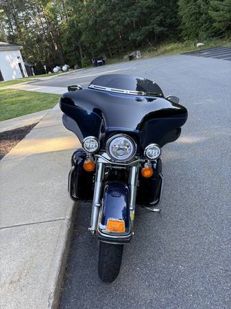 2012 Harley-Davidson, dovoz USA — foto 4 z 7