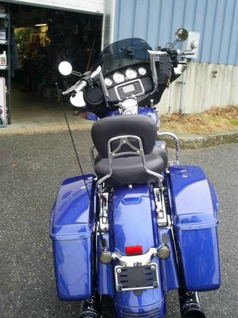 2017 Harley-Davidson, dovoz USA — foto 6 z 9