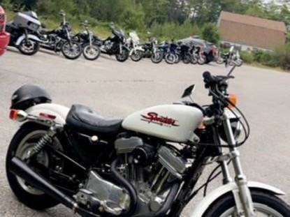 2000 Harley-Davidson, dovoz USA — foto 2 z 4