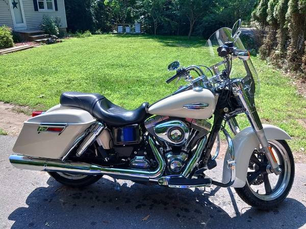 2014 Harley-Davidson, dovoz USA — foto 4 z 10