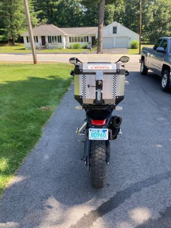 2022 Triumph, dovoz USA — foto 8 z 12