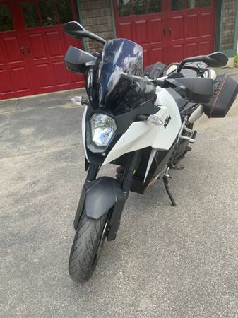 2011 KTM, dovoz USA — foto 3 z 12