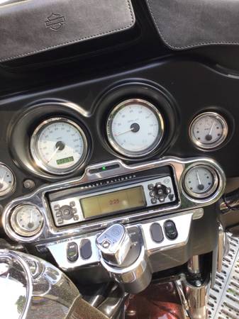 2010 Harley-Davidson, dovoz USA — foto 3 z 3