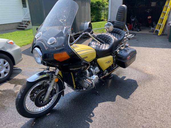 Honda, zlatá, dovoz USA — foto 3 z 5