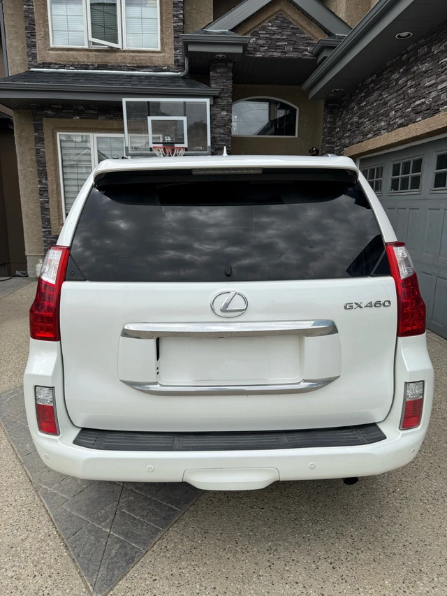 2011 Lexus Gx, bílá, 296 000 km, dovoz Kanada — foto 5 z 5