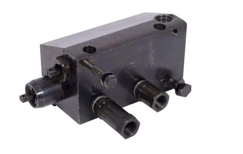 Hydraulický rozvaděč C-360 46481002 Hydrotor, Skladem v EU — foto 1