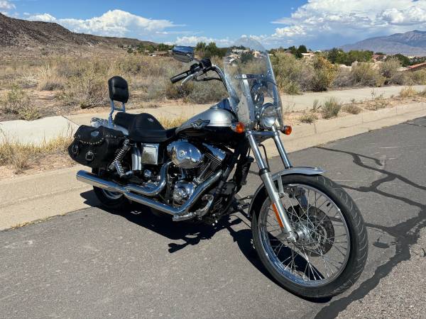 2003 Harley-Davidson, dovoz USA — foto 2 z 11