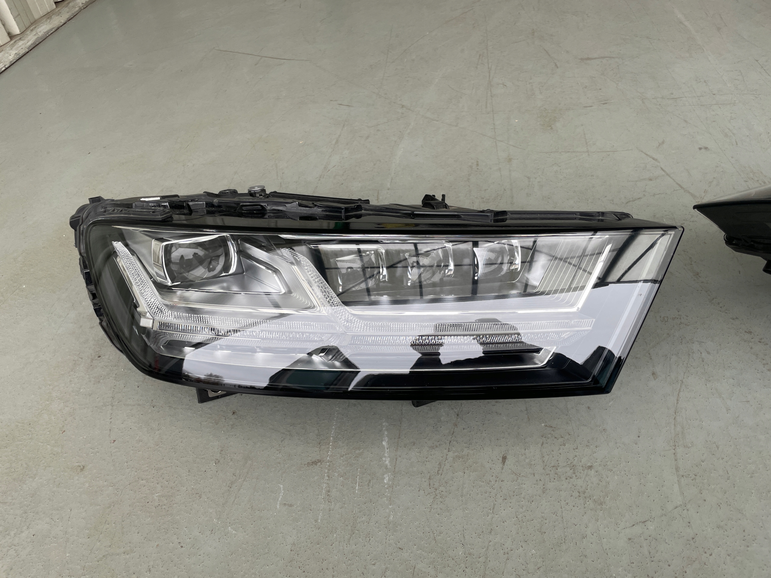 Audi Q7 4m full led matrix komplet levý i pravý gla, Skladem v EU — foto 8 z 14