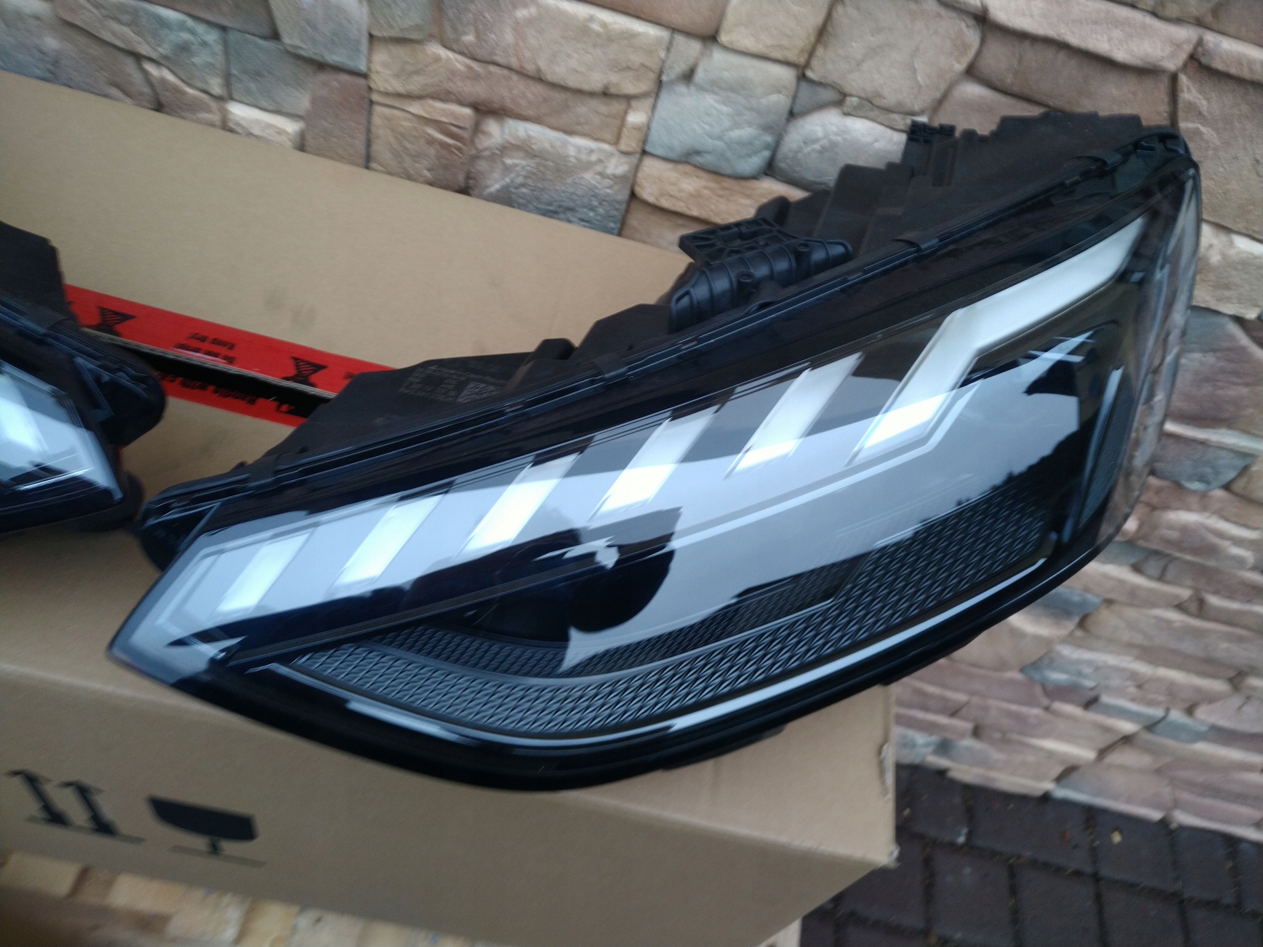 světlomety Oryg. Audi A4 B9 Full Led Matrix Europa P+L, Skladem v EU — foto 3 z 16