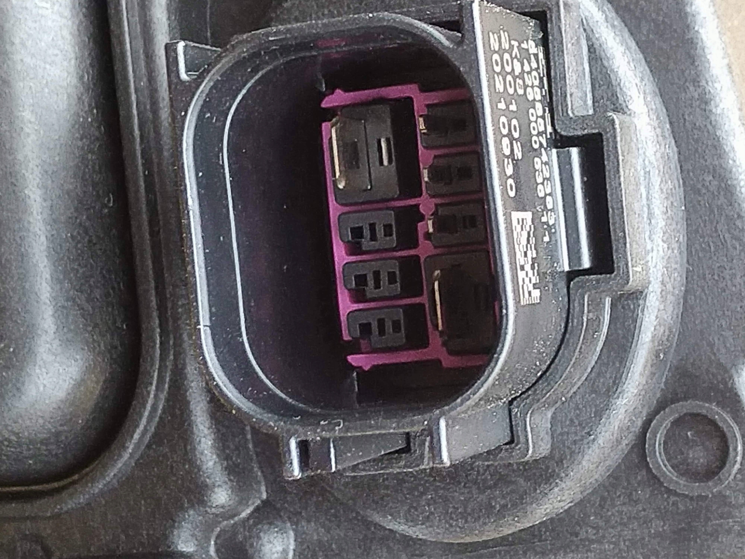 světlomety Oryg. Audi A4 B9 Full Led Matrix Europa P+L, Skladem v EU — foto 9 z 16