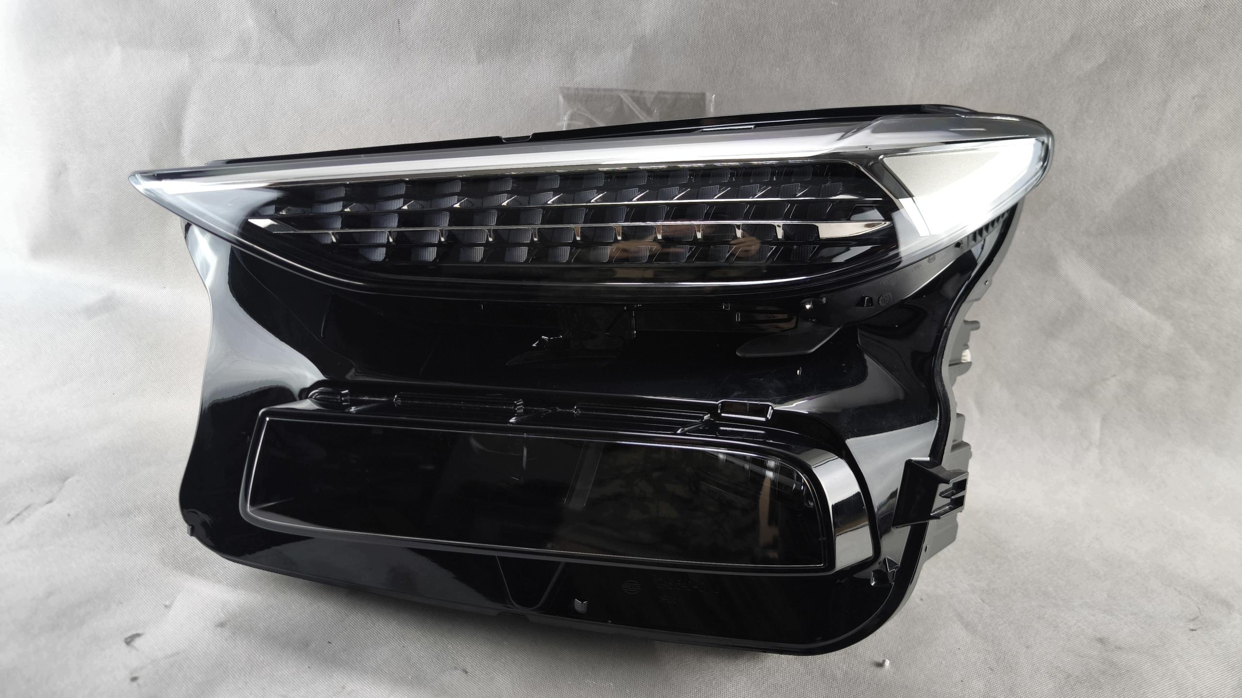 Audi Q6 E-tron FULL LED Matrix levý světlomet 85h941039, dovoz Skladem v EU — foto 2 z 13