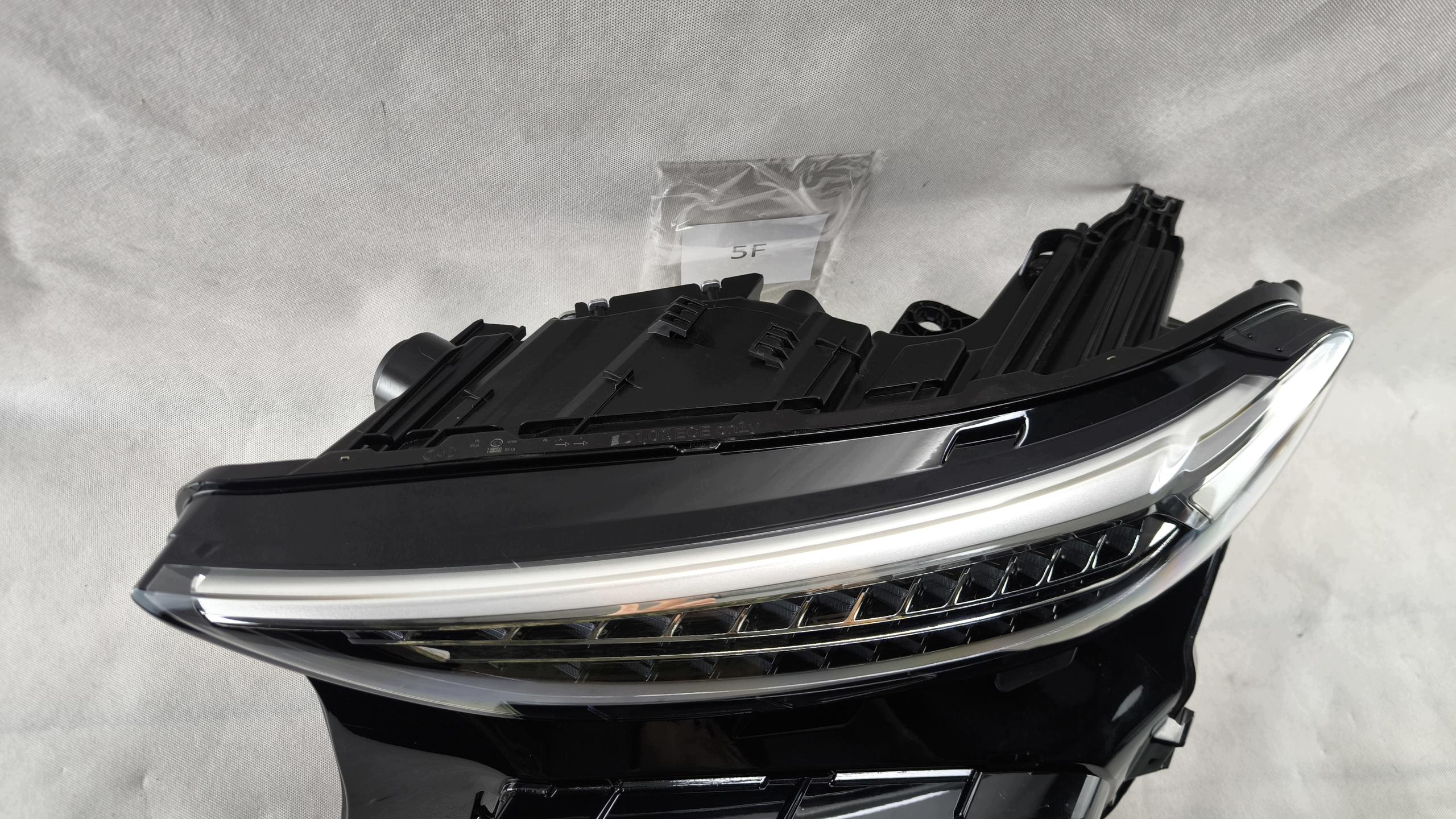Audi Q6 E-tron FULL LED Matrix levý světlomet 85h941039, dovoz Skladem v EU — foto 7 z 13