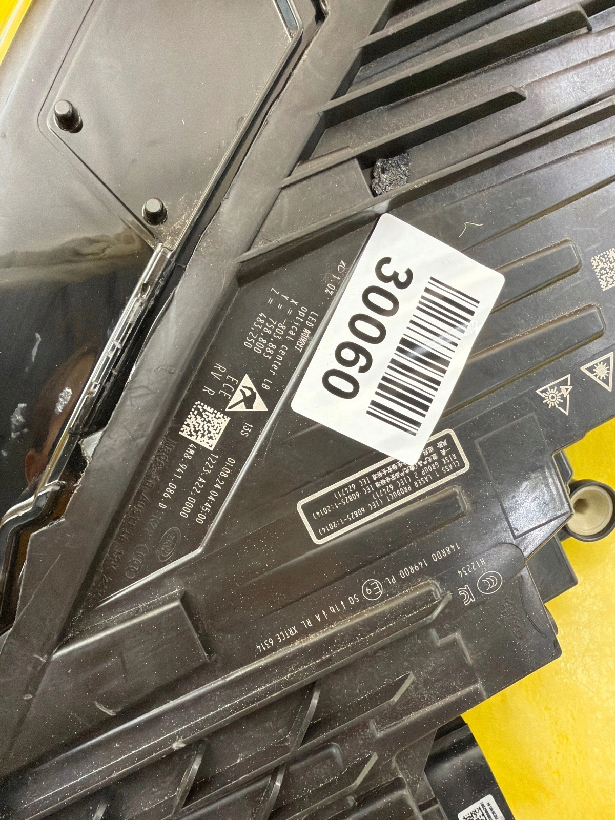 světlomet Audi Q8 Matrix lift komplet kompletní, dovoz Skladem v EU — foto 2 z 4