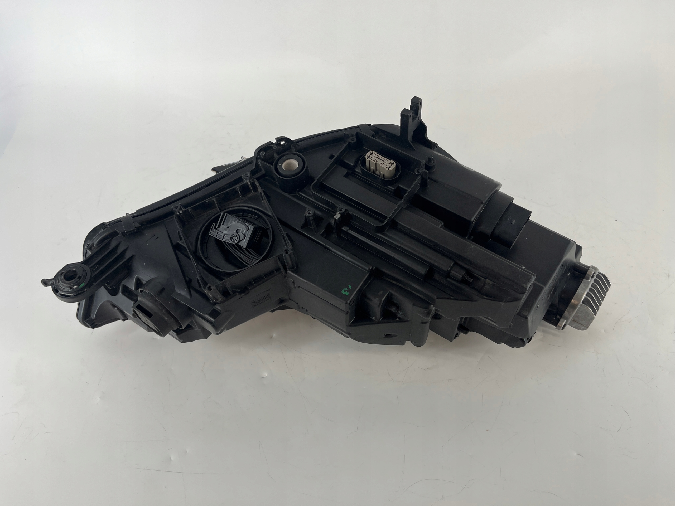 Audi A4 B9 světlomet Full Led MATRIX levá přední 8W0941035, Skladem v EU — foto 5 z 6