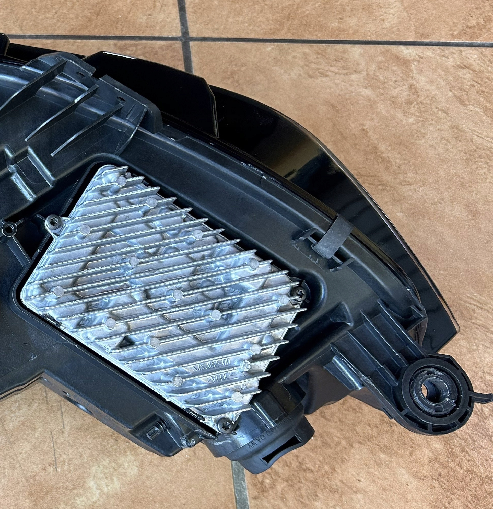 Světlomet — Audi RS4, Skladem v EU — foto 8 z 11